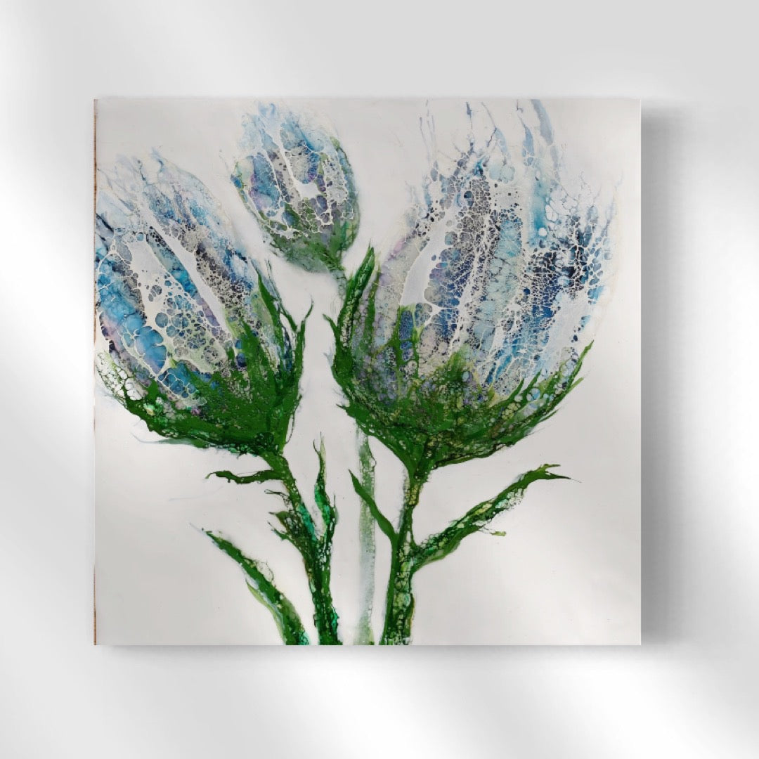 Blaue Blumen mit grünem Stängel original Enkaustik